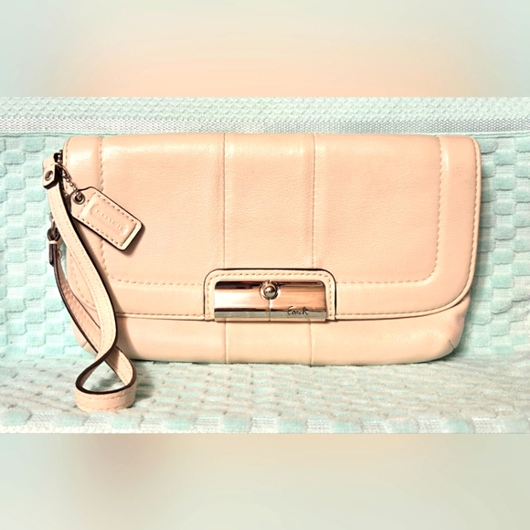 Coach Vintage Wrislet - Picture 1 of 4